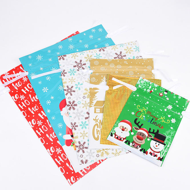 MerryWraps™ Gift Bags & Tags Set