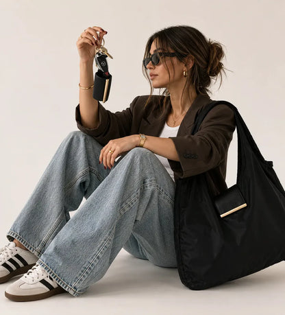 Toworkact™ Varelli Charm Transformable Bag – Stylish Vegan Leather Tote & Keychain Charm